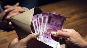 ग्रामीणों का उपयंत्री पर रिश्वत लेने का आरोप