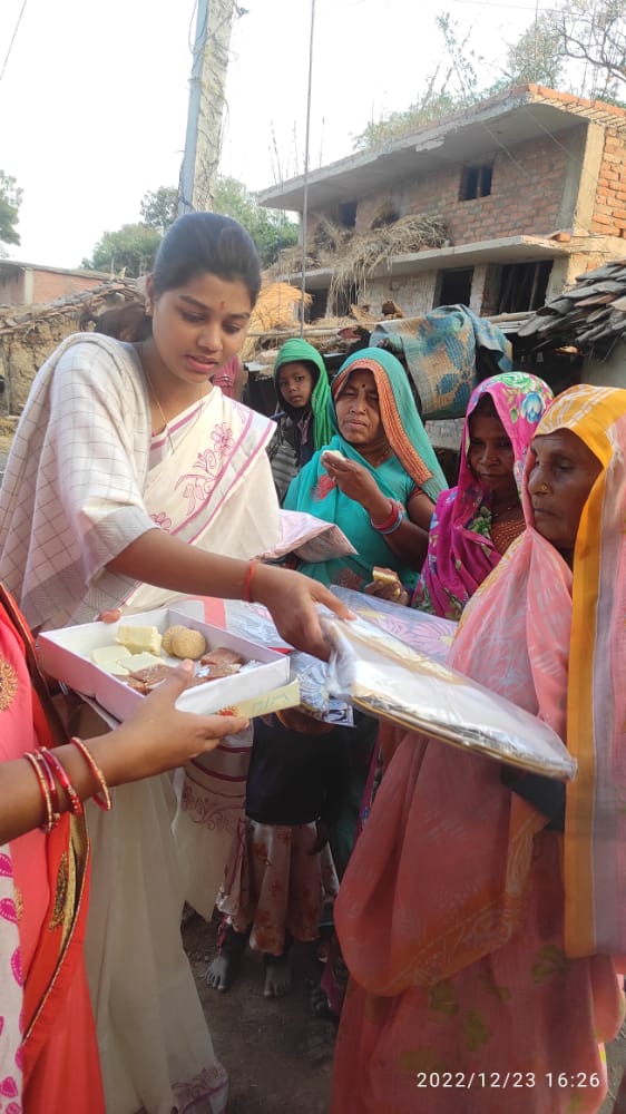 सेंट मैरी स्कूल ने मनाया क्रिसमस डे