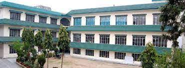 बच्चों को दिया जा रहा है भांति भांति का ज्ञान