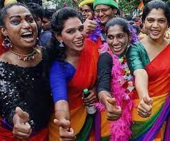 ट्रांसजेंडरों को सरकारी योजनाओं का लाभ