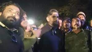 टाइगर देखने पहुंचे अभिनेता सुनील  शेट्‌टी