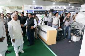 indore,Business community , important role ,Governor Patel