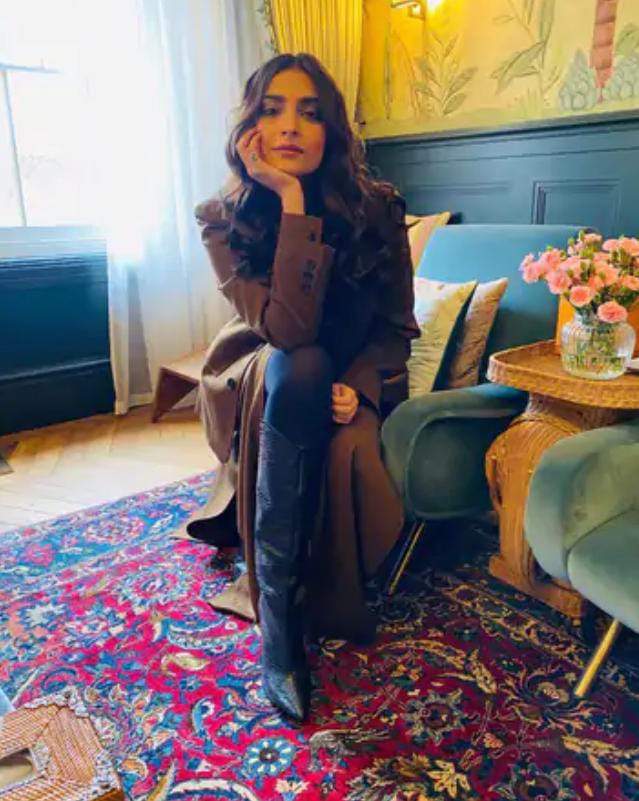 सोनम कपूर ने बेचा अपना फ्लैट करोड़ों में