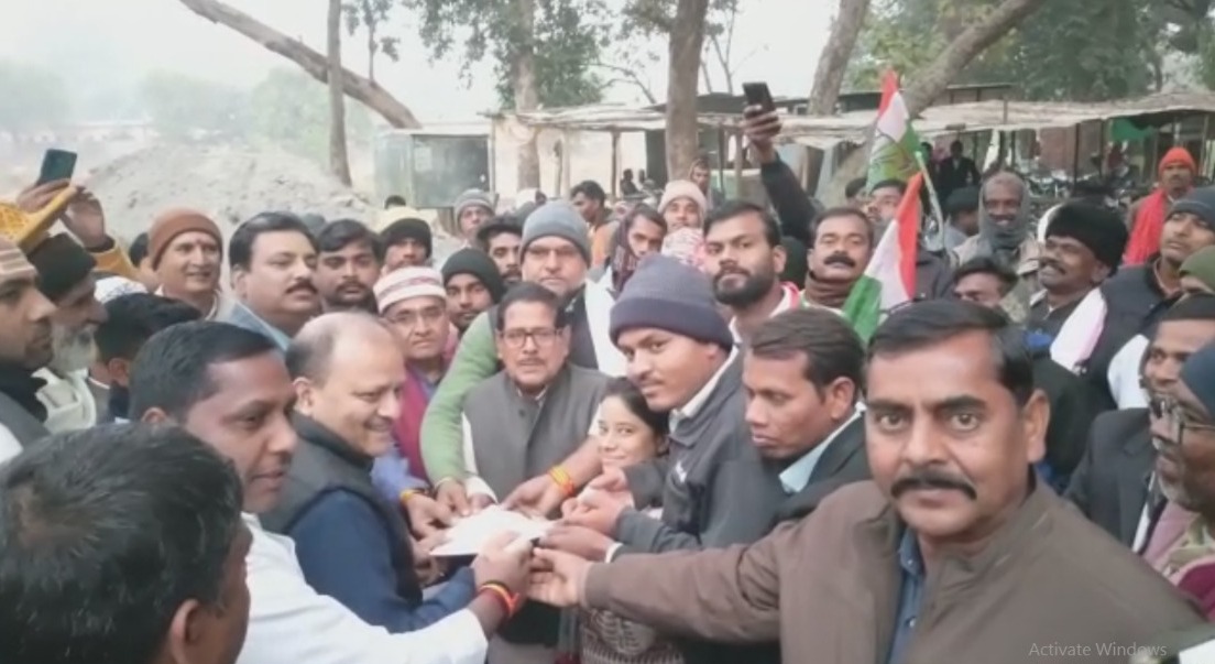 कुशासन और भ्रष्टाचार के खिलाफ कांग्रेस का प्रदर्शन