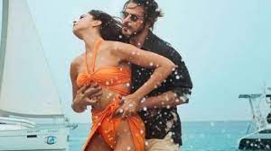 पठान कॉन्ट्रोवर्सी पर सेंसर बोर्ड का बड़ा फैसला 