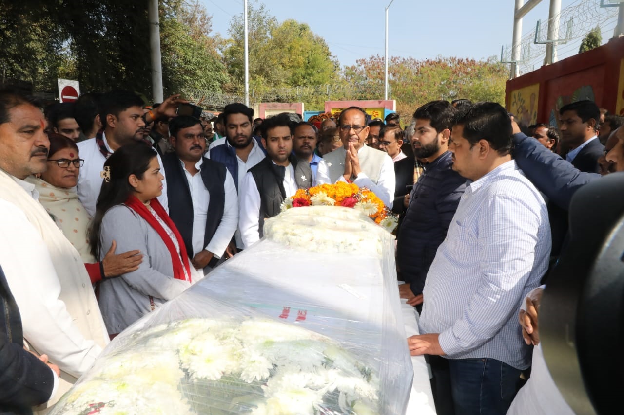 शरद यादव ने नैतिकता की राजनीति की