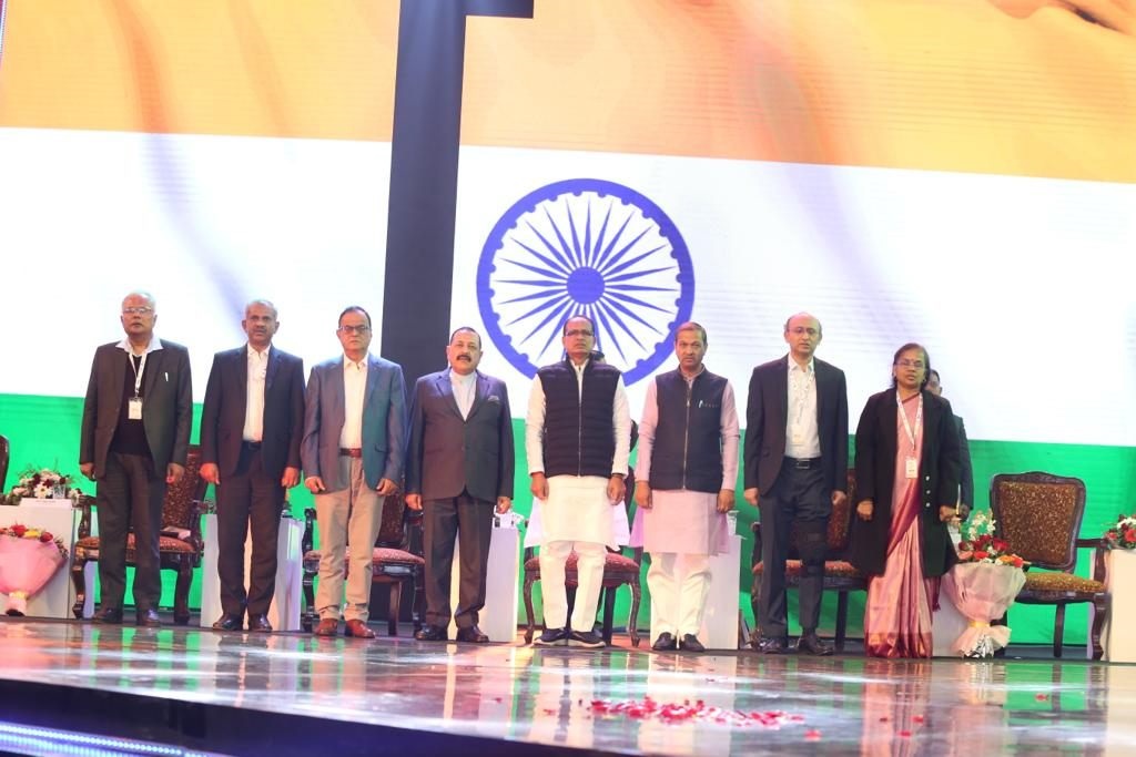 आठवें इंटरनेशनल  साइंस फेस्टिवल का शुभारम्भ