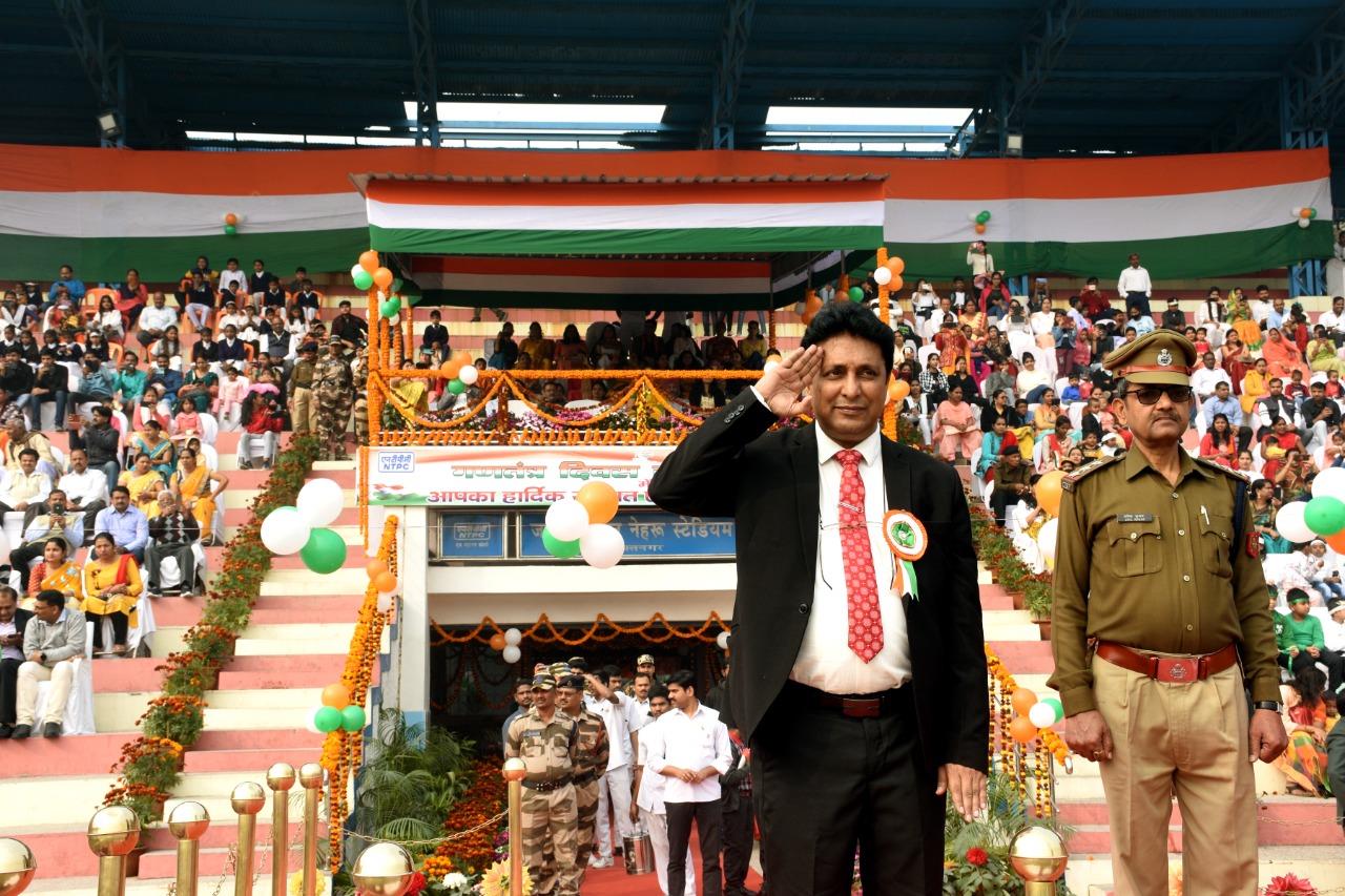 एनटीपीसी ने किया राष्ट्र नायकों को नमन