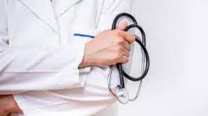 हॉस्पिटल में पदस्थ डॉक्टर की धांधली