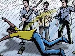 युवक की धारदार हथियार से हत्या