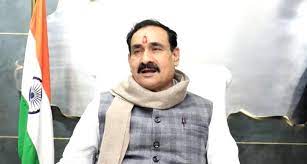 कमलनाथ को चक्रव्यूह में फसा बताया