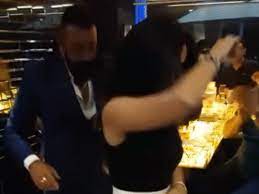 मजेदार अंदाज़ में डांस करते नजर आए मान्यता और संजय दत्त