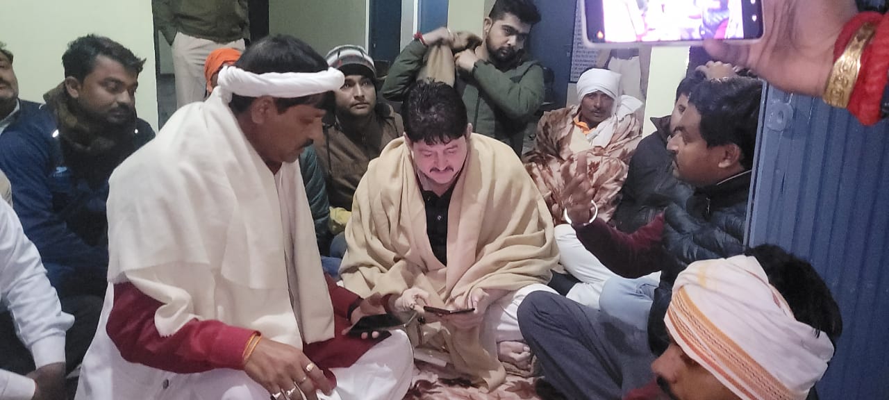 एसपी ने थाना प्रभारी को किया लाइन अटैच