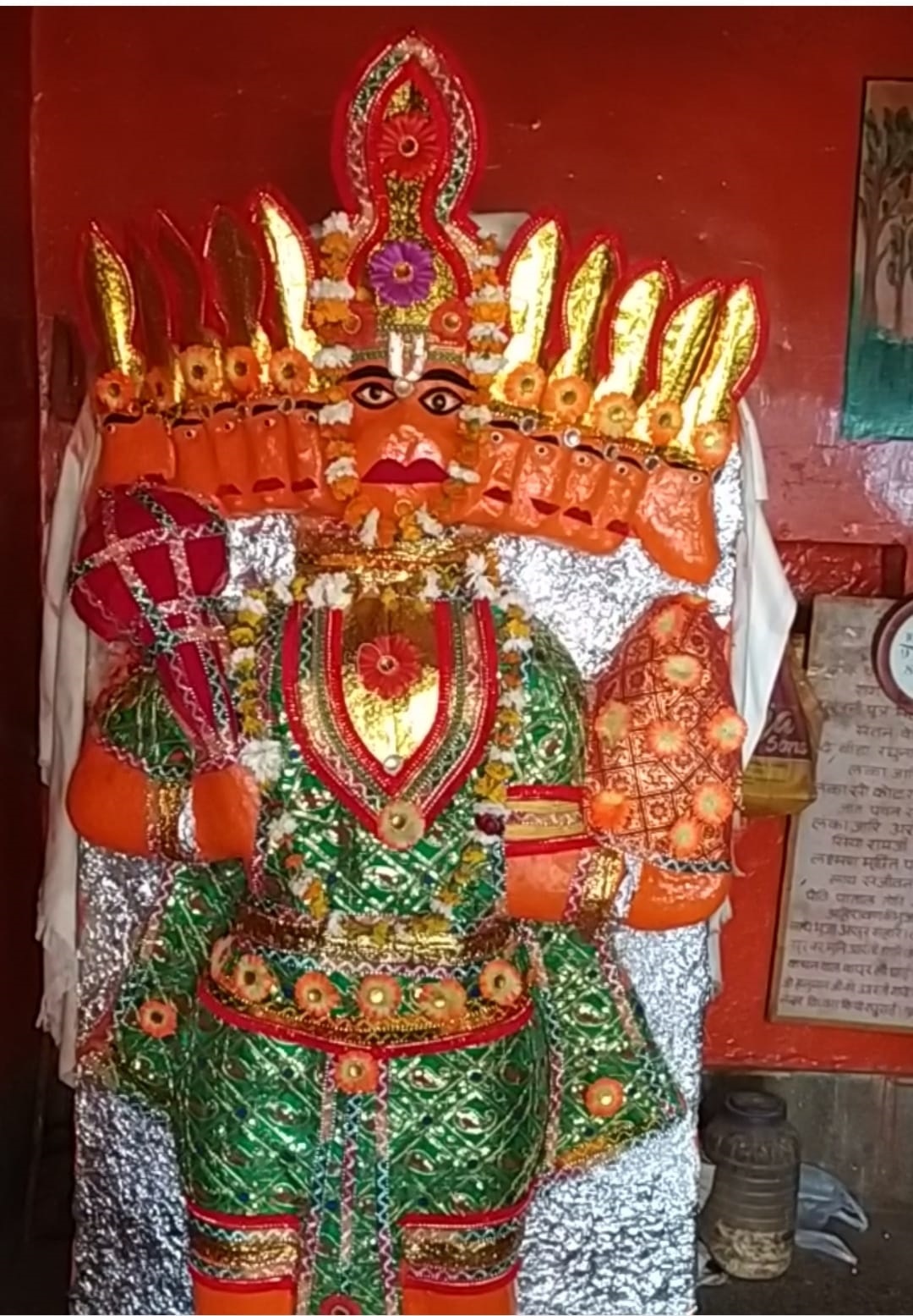 जमीन पर कब्जा करने का बड़ा आरोप