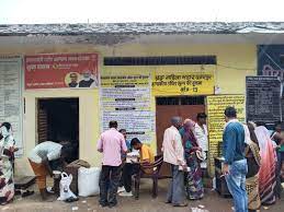 ग्रामीणों को नहीं दिया जा रहा है राशन