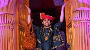 बागेश्वर धाम महाराज ने हिन्दुओं को एकजुट होने को बोला