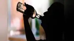 सेल्समैन नहीं दे रहा 4 महीनों से राशन