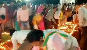 पूर्व विधायक ने शाह के स्वागत के लिए द्वीप जलाये