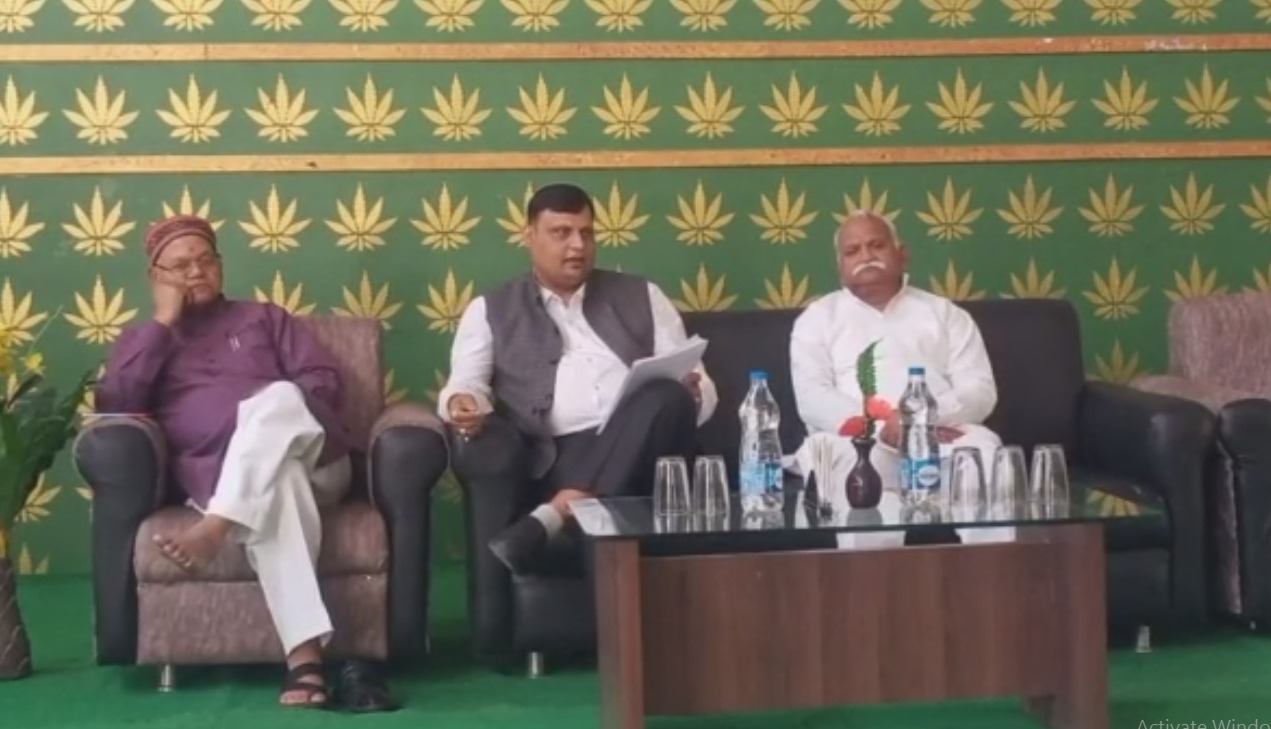 पत्रकारों की सुरक्षा के लिए सरकारों से कानून बनाने की मांग