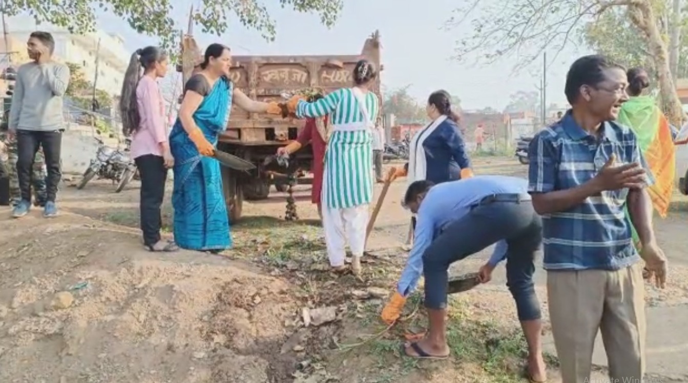 खरमेर नदी में  स्वच्छ करने के लिए पहल