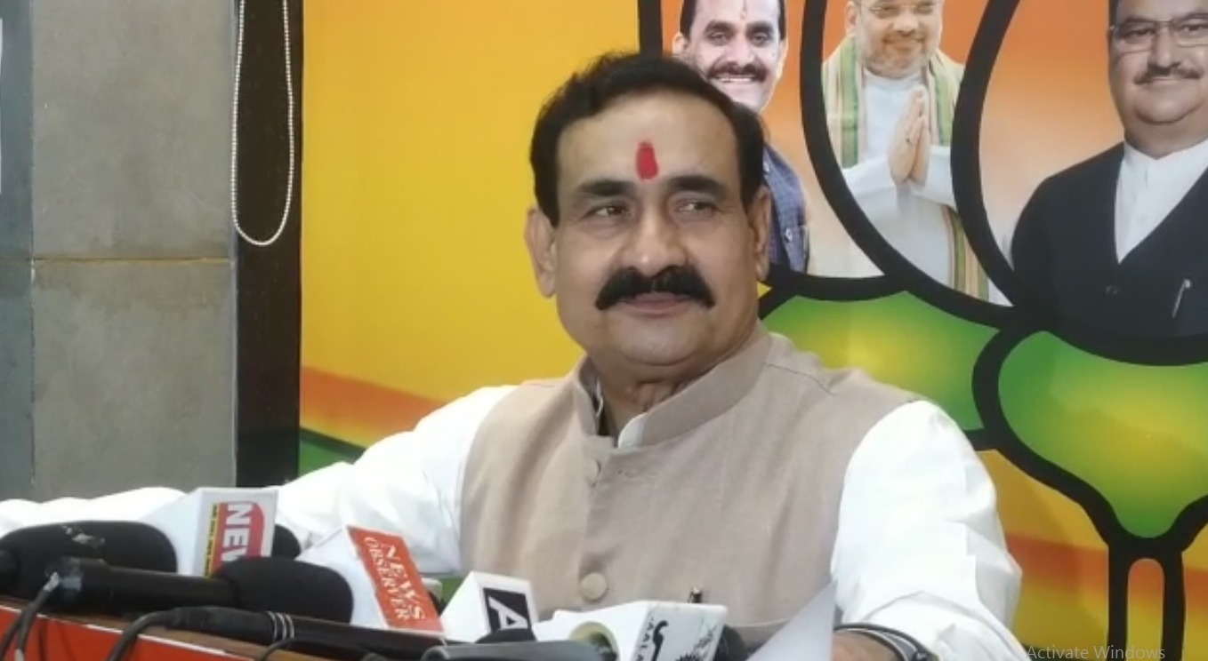 गृहमंत्री ने कहा कांग्रेस के पास कोई नहीं है