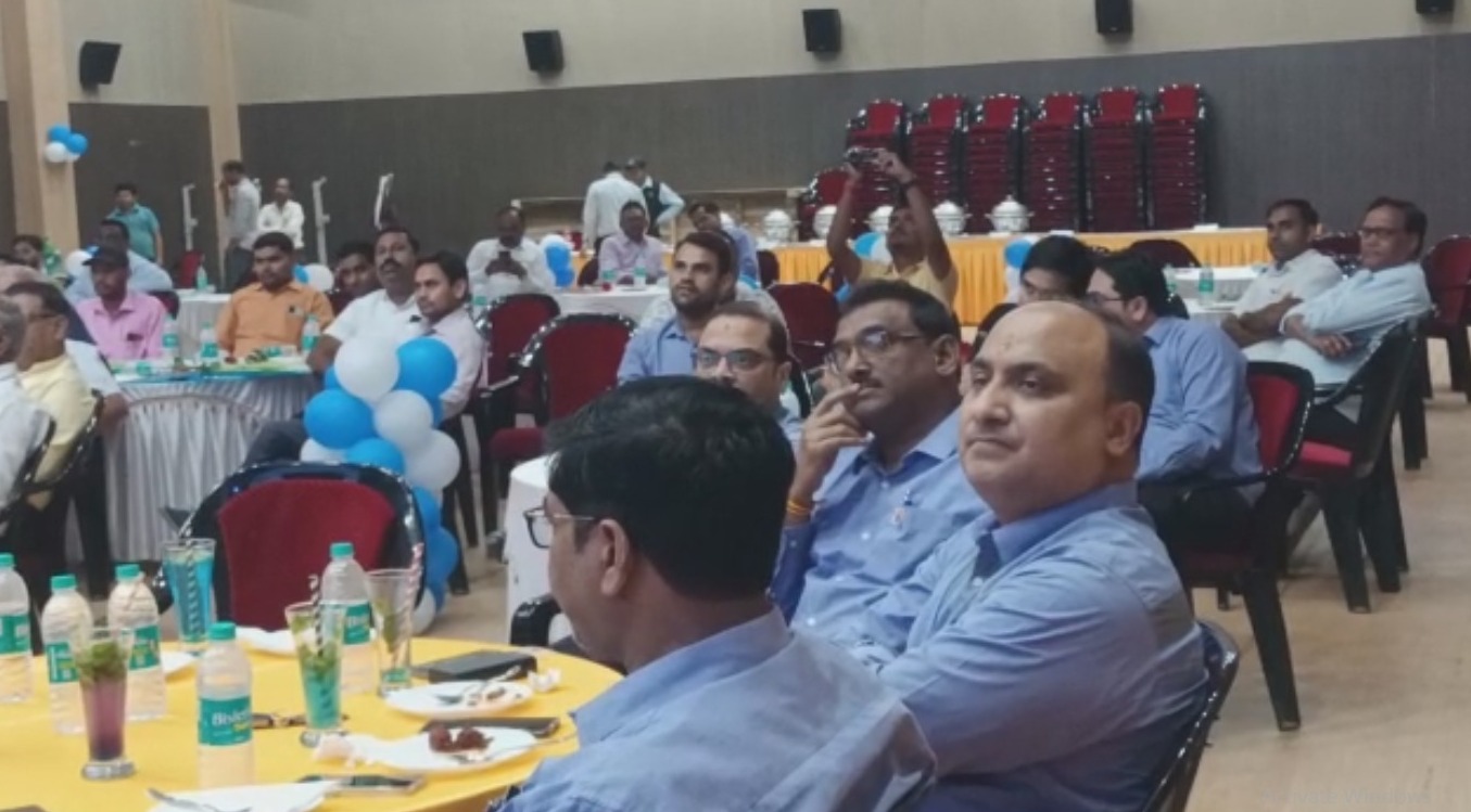 पत्रकार संगम कार्यक्रम’ में कलमकारों का सम्मान