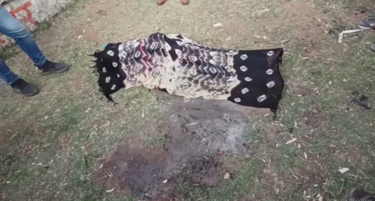 मासूम बेटी समेत महिला ने गले लगाया मौत को