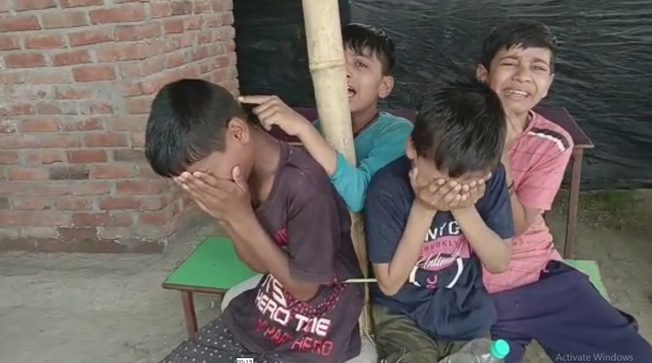 दुकानदार ने मासूम बच्चों को बंधक बनाकर प्रताड़ित किया