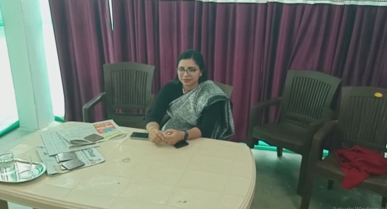 महिला एसडीएम ने अपने पद से दिया इस्तीफा