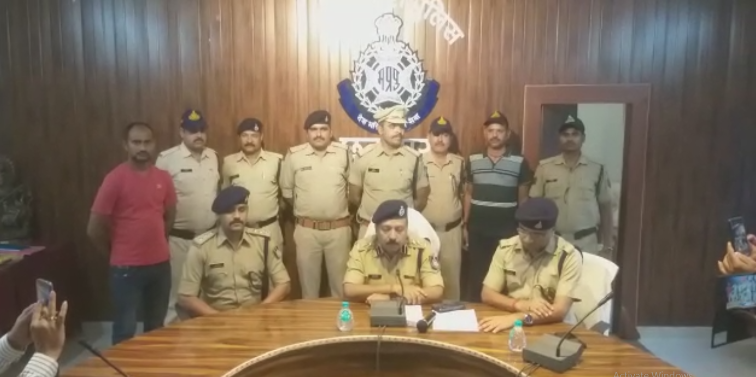 पुलिस ने पकड़ा बड़े वाहन चोर गिरोह को