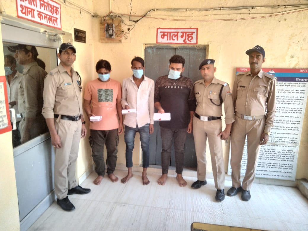 ज्वैलरी शोरूम में चोरी का खुलासा