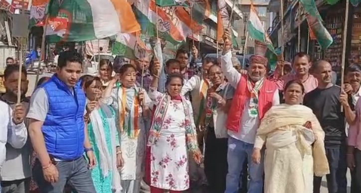 कांग्रेस की कर्नाटक जीत पर शानदार जश्न