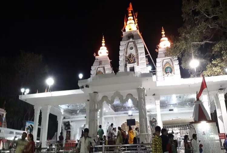 खजराना गणेश मंदिर में बनेगा मदर फीडिंग रूम