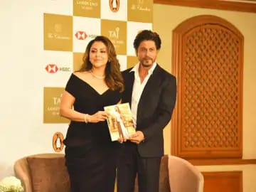 गौरी के बुक लॉन्च इवेंट में पहुंचे शाहरुख