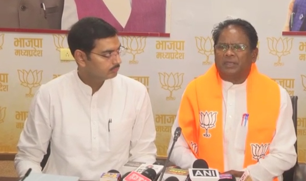 पूर्व कांग्रेस नेता ने की भाजपा सरकार की तारीफ