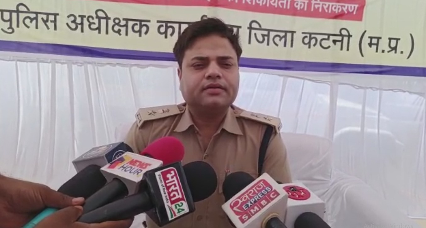 युवक ने किया पत्नी और बच्ची पर हमला