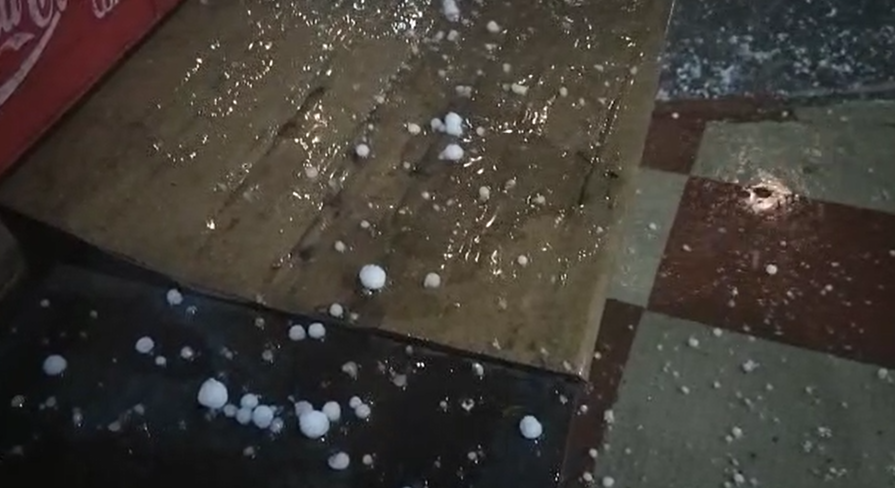 मौसम ने करवट बदली मेघा जमकर बरसे