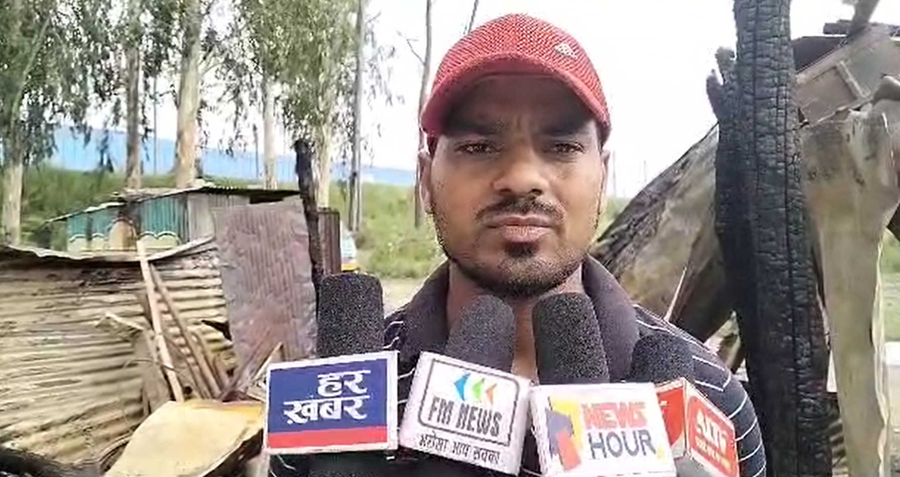 ढाबे व कबाड़ दुकान में लगी भीषण आग