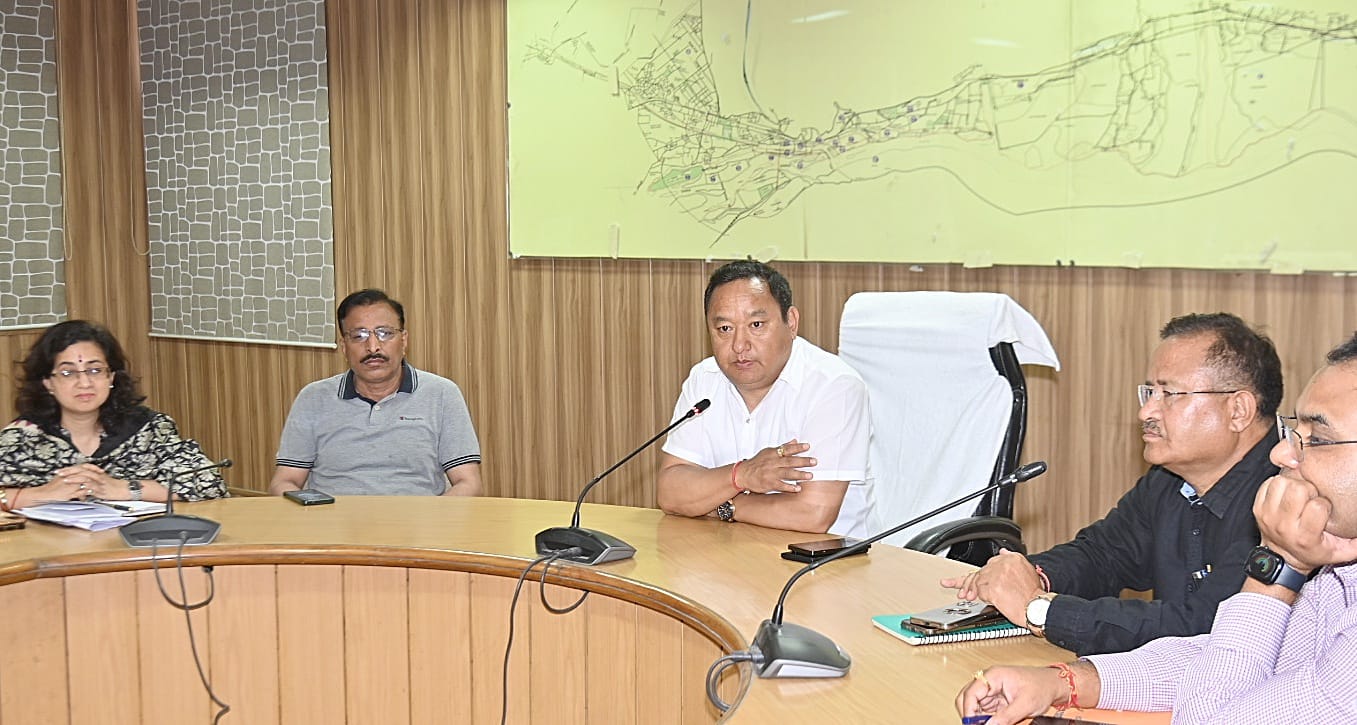 हर की पौड़ी के सौंदर्यीकरण के लिए दिए आदेश