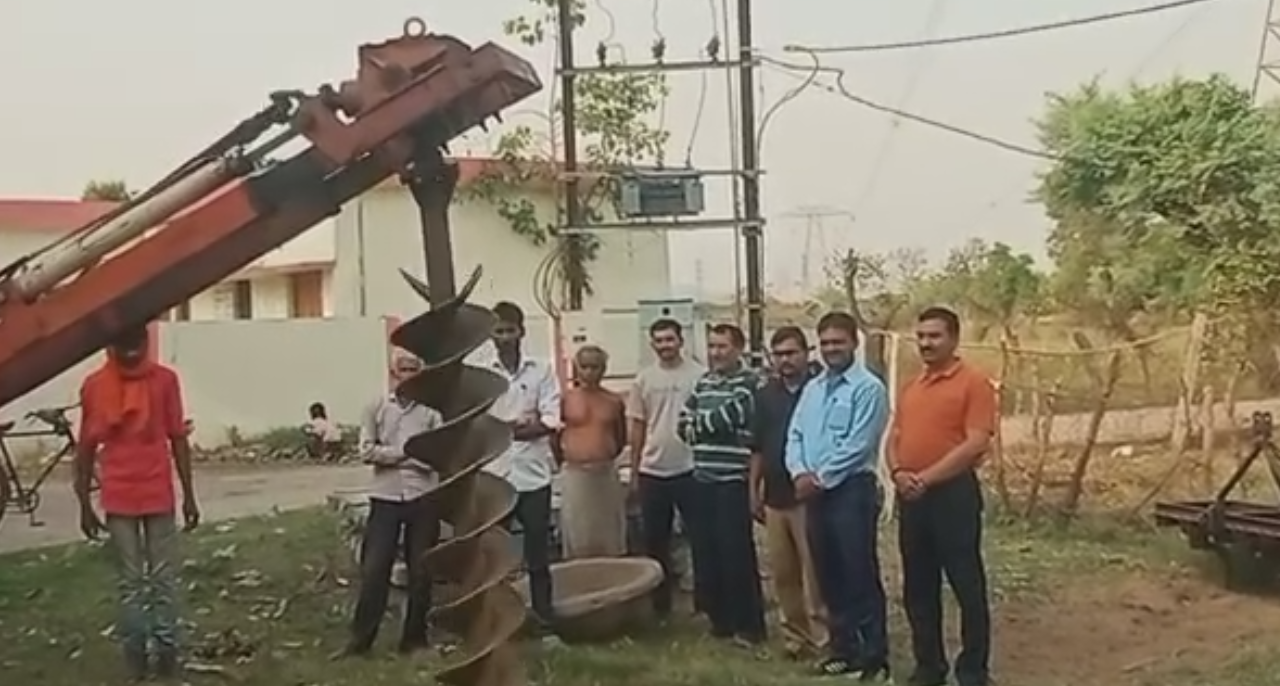  कांग्रेस पार्षद करवा रहे हैं विकास के काम