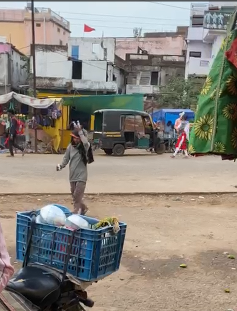 डिंडोरी में चल रहा अवैध शराब का धंधा