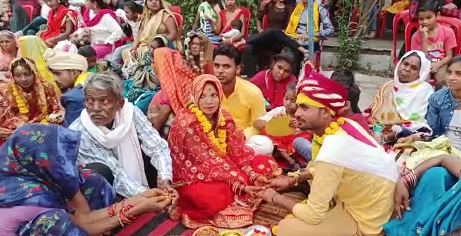 नगर निगम ने करवाई तीस जोड़ों की शादी