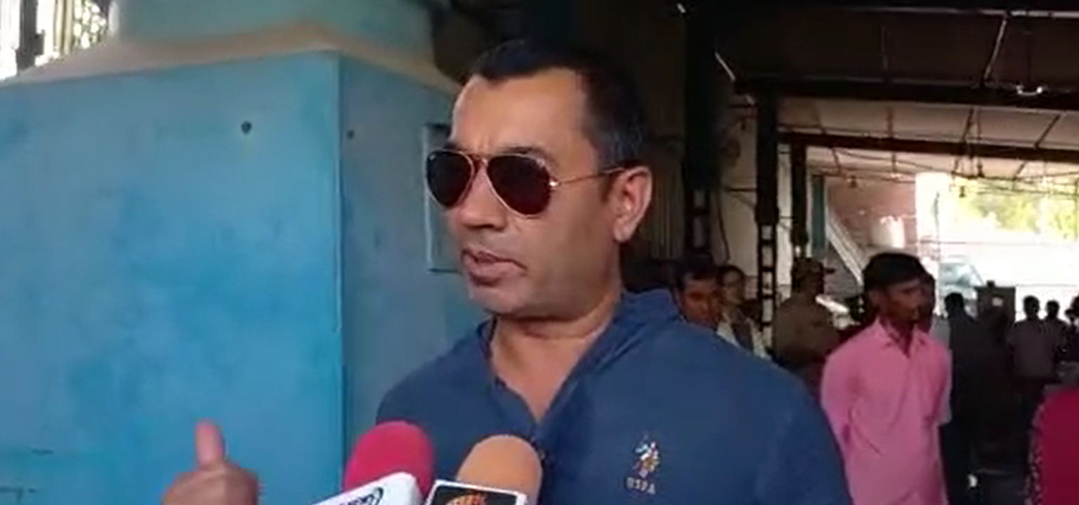 बंद फैक्ट्री में बन रही थी सिंगल यूज प्लास्टिक