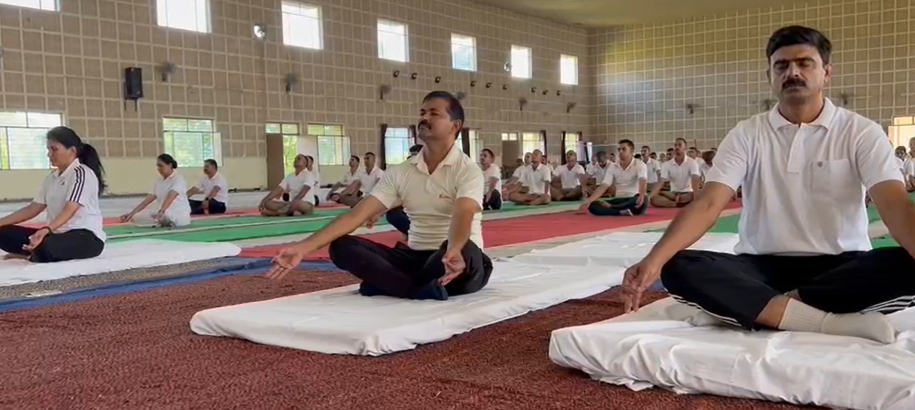 संस्कृति विश्वविद्यालय ने चलाया योग शिविर