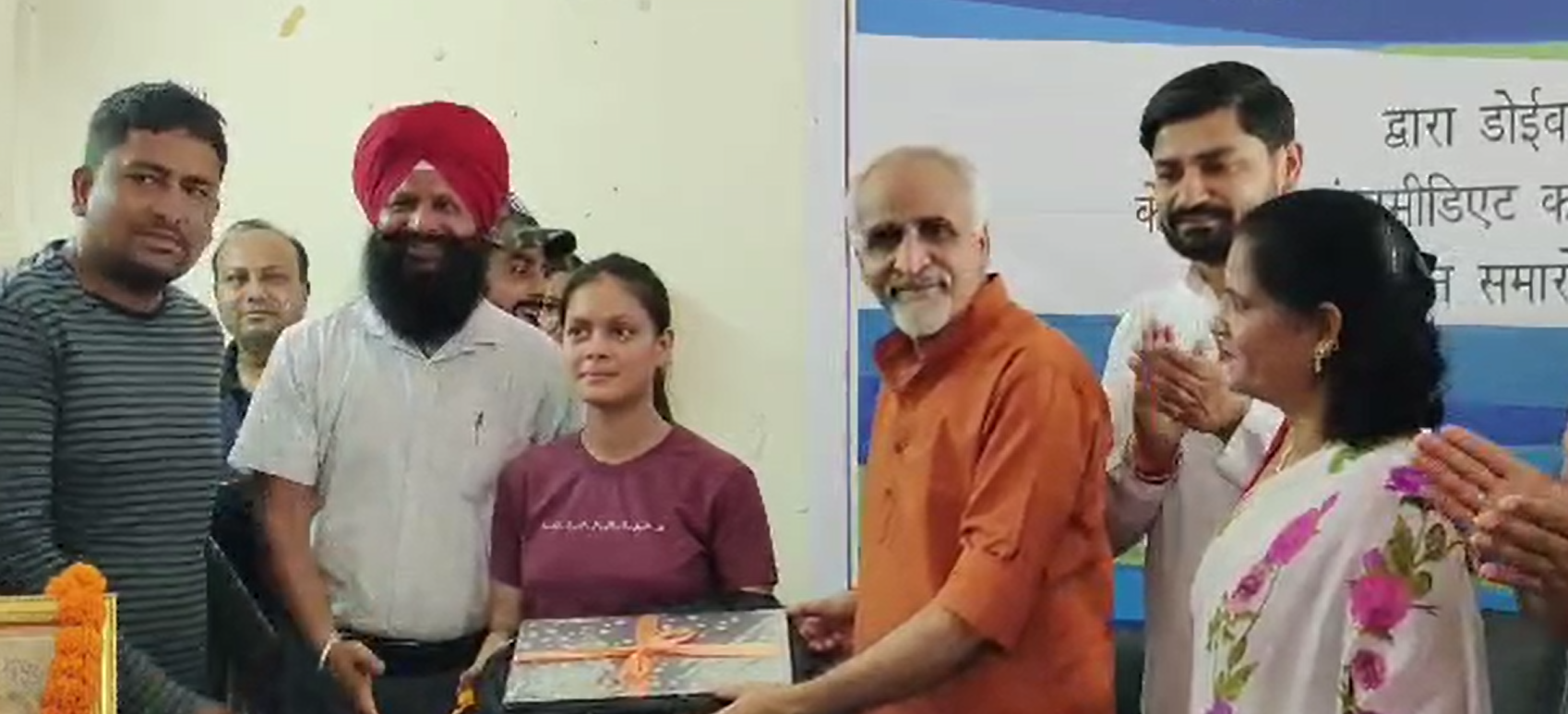 CIPL फाउंडेशन ने किया छात्रों का सम्मान