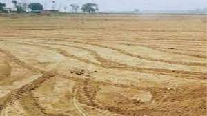 फॉरेस्ट विभाग करा रहा था किसानों से जमीन खाली