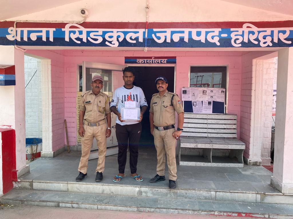 अवैध तमंचे के साथ वीडियो अपलोड करना भारी पड़ा