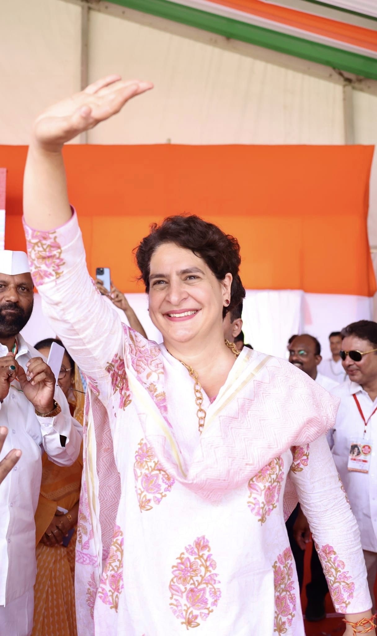 मोदी की गालियों वाली से लंबी घोटालों की लिस्ट:प्रियंका