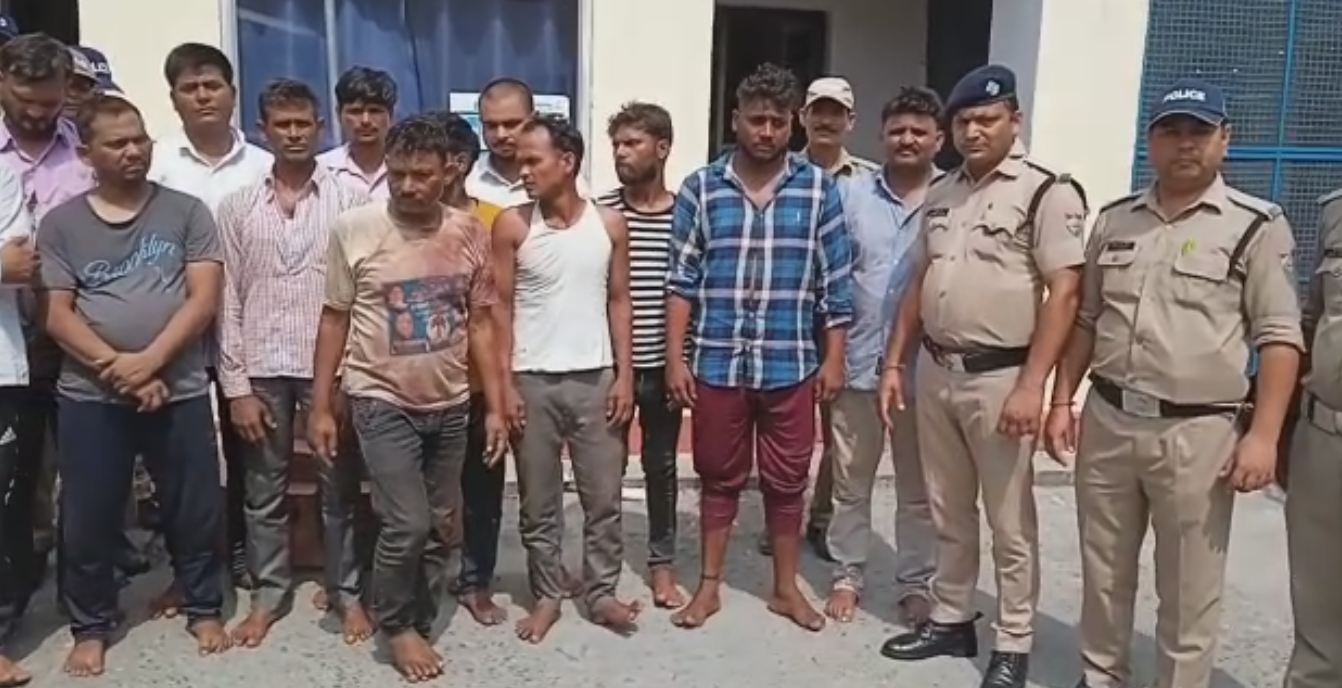 पथराव की घटना पर पुलिस की बड़ी कार्रवाई