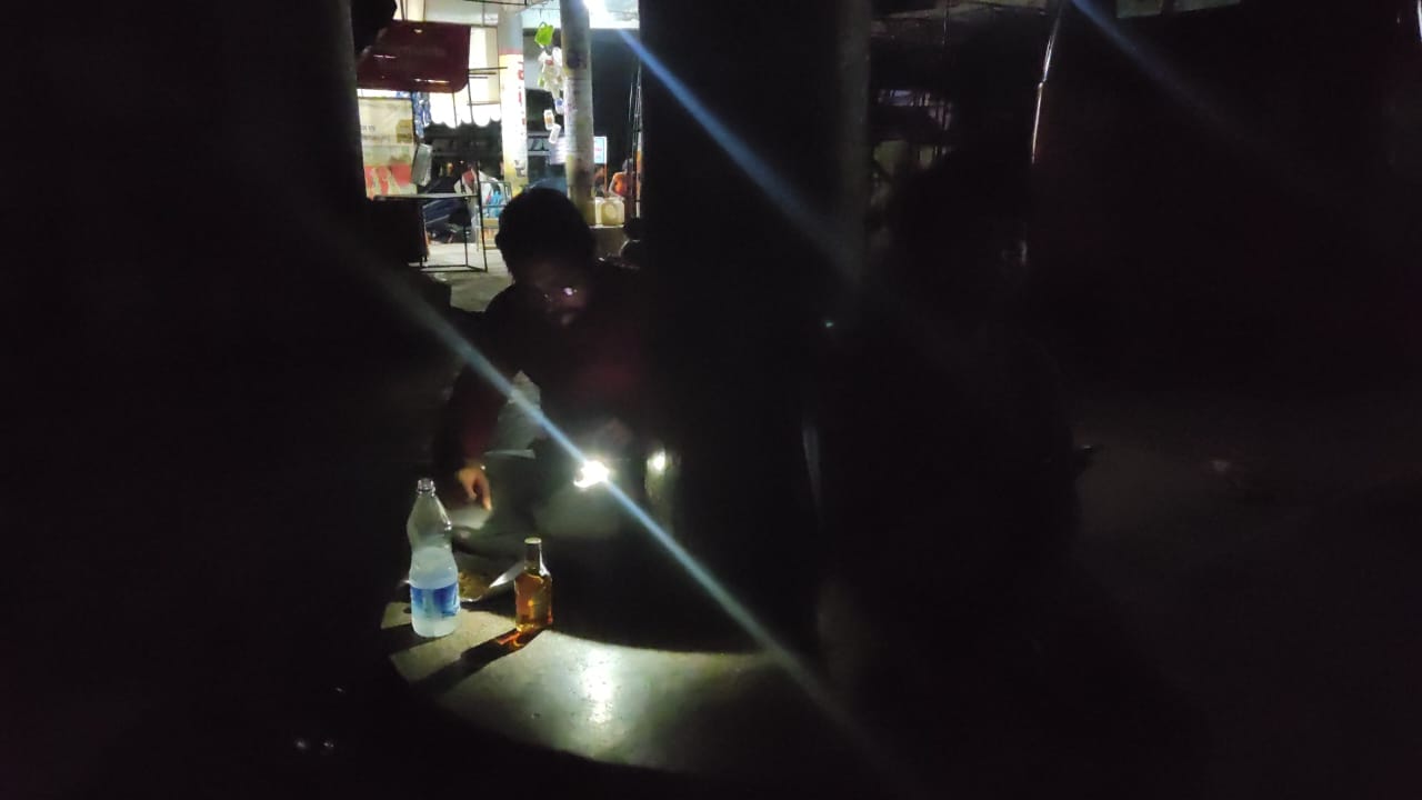 फल-फूल रहा शराब माफियाओं का धंधा